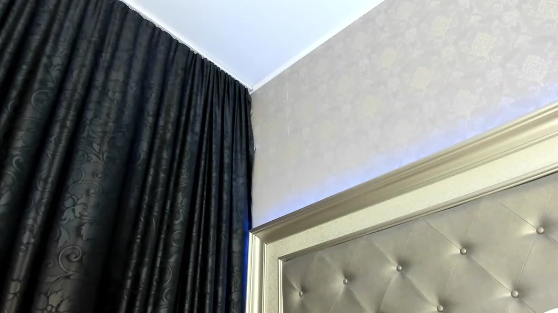 Gallery image thumbnail from AllyPinkLips's myfreecams stream on, 05/06/2023, 20:51 image 10 of 20