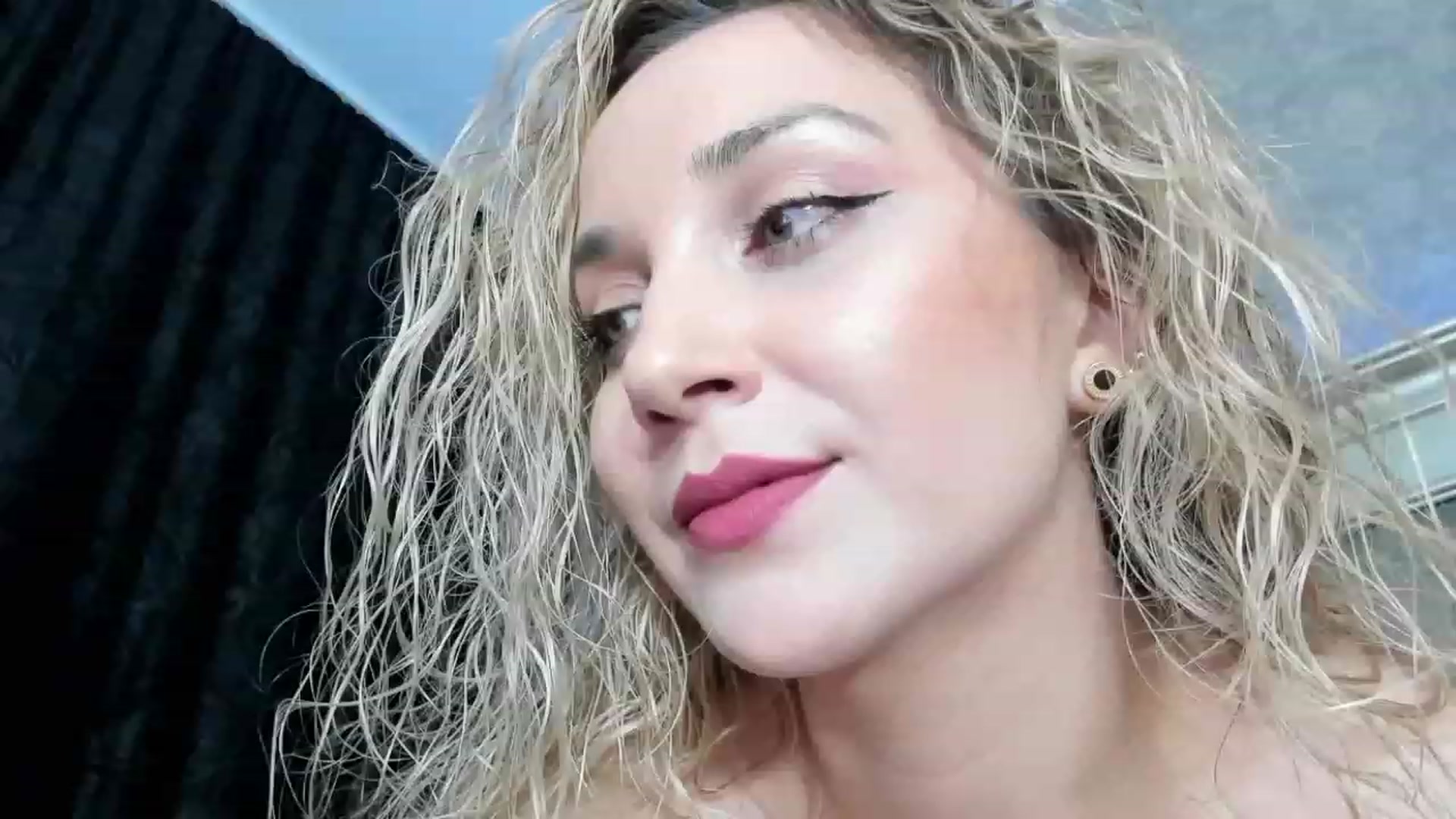 Gallery image thumbnail from AllyPinkLips's myfreecams stream on, 05/10/2023, 23:25 image 17 of 20