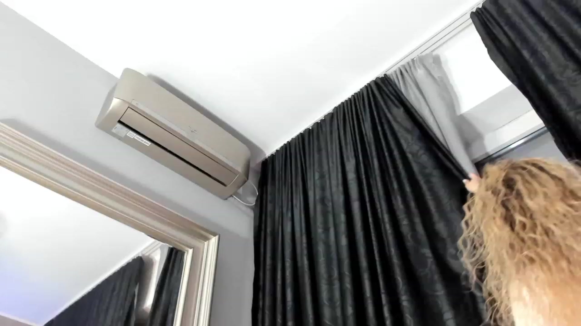 Gallery image thumbnail from AllyPinkLips's myfreecams stream on, 06/11/2023, 02:12 image 4 of 20