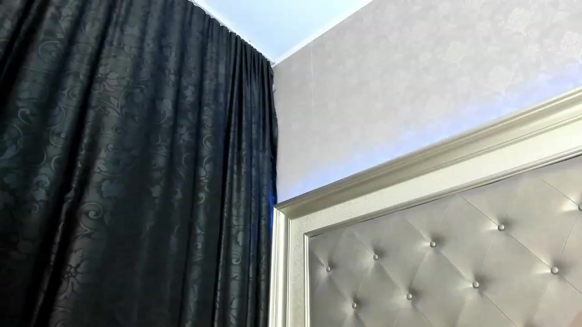 Gallery image thumbnail from AllyPinkLips's myfreecams stream on, 08/07/2023, 02:43 image 6 of 20