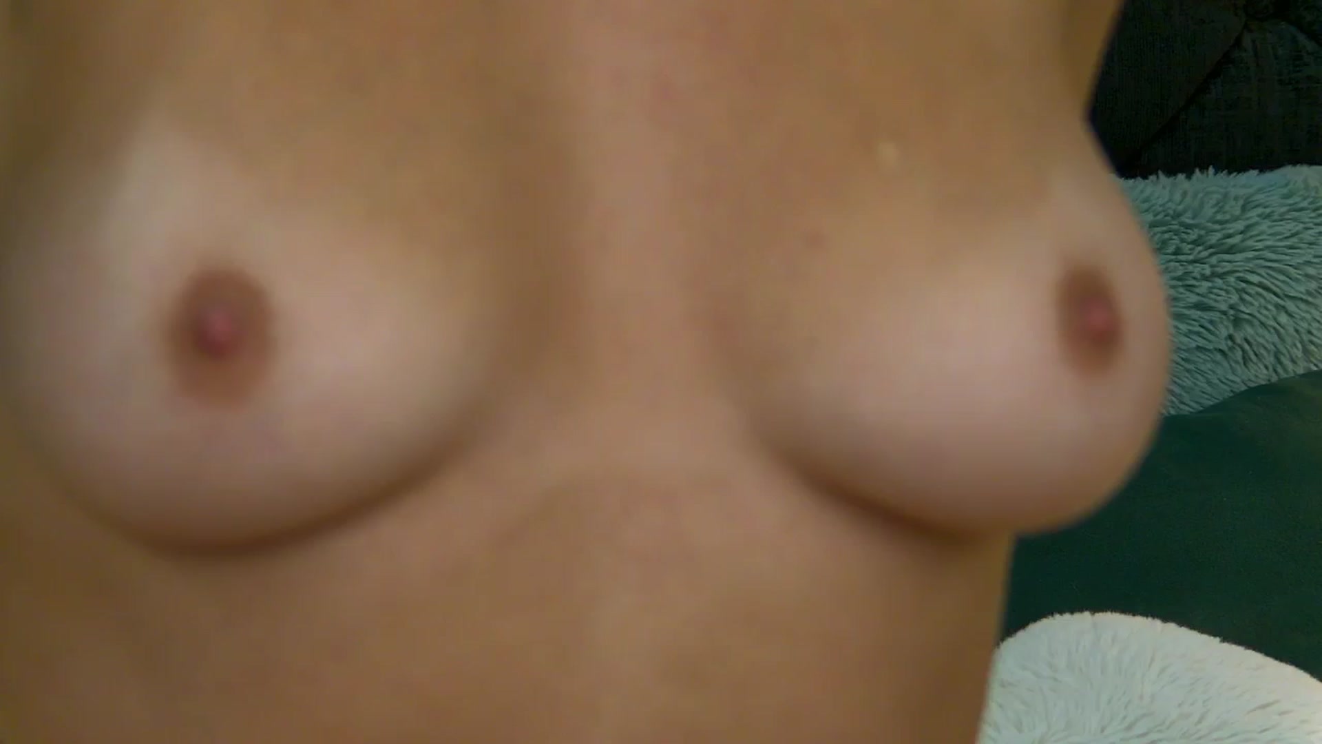 Gallery image thumbnail from AllyRosee's myfreecams stream on, 10/04/2024, 09:55 image 2 of 20
