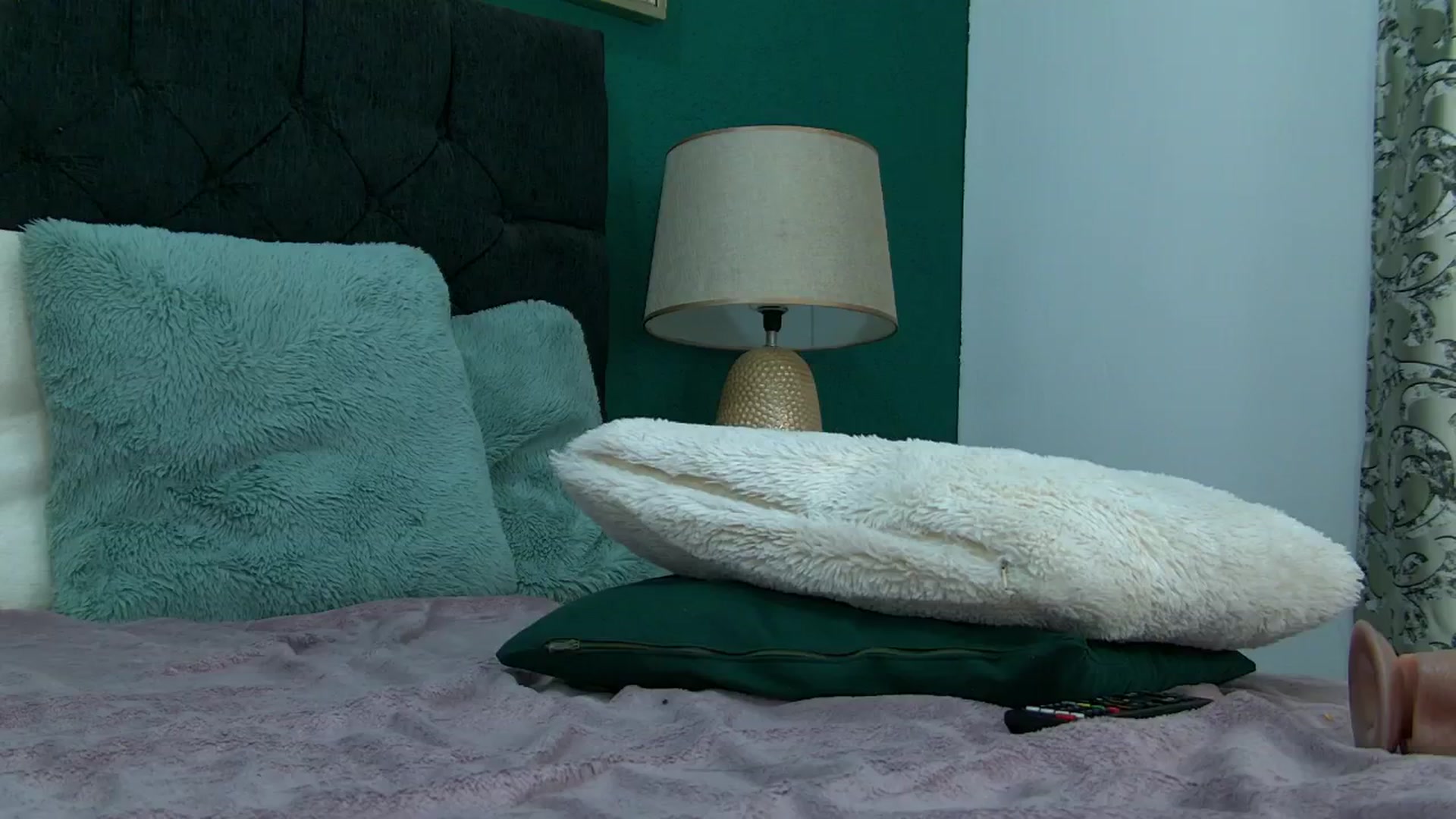 Gallery image thumbnail from AllyRosee's myfreecams stream on, 10/11/2024, 12:03 image 18 of 20
