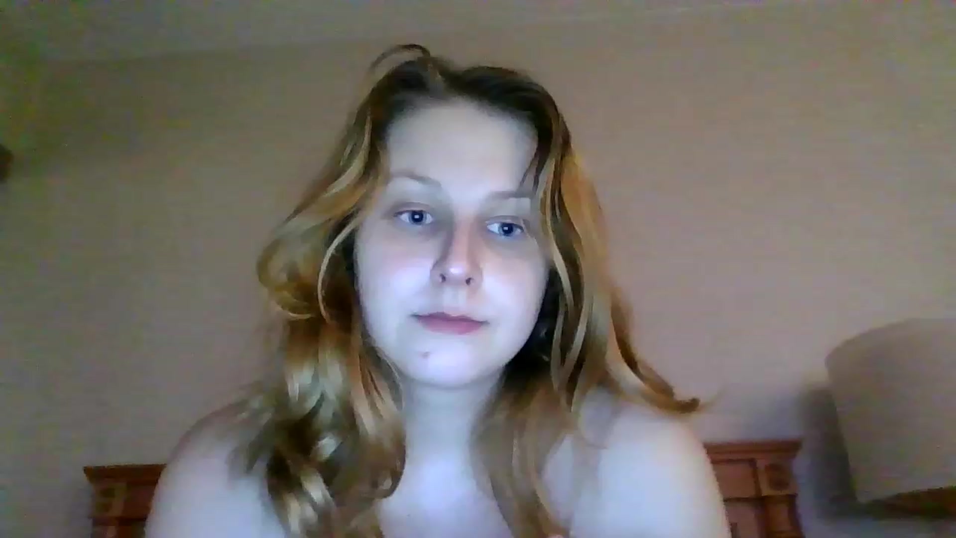 Gallery image thumbnail from Allyannbbyboo's myfreecams stream on, 01/01/2023, 12:46 image 18 of 20