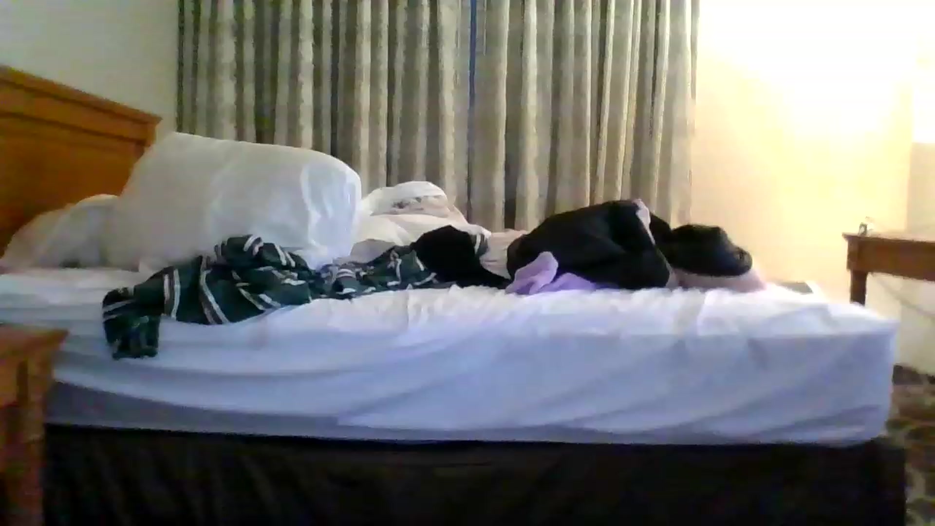 Gallery image thumbnail from Allyannbbyboo's myfreecams stream on, 01/01/2023, 12:46 image 13 of 20