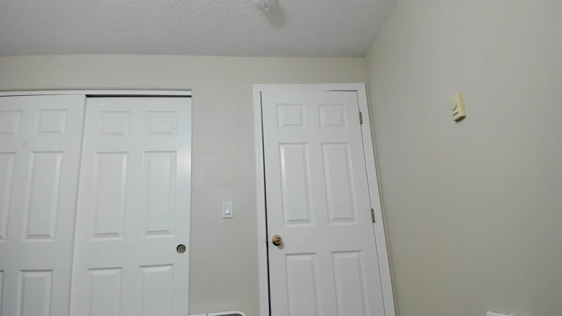 Gallery image thumbnail from Allybaby132's myfreecams stream on, 11/27/2022, 09:36 image 16 of 20