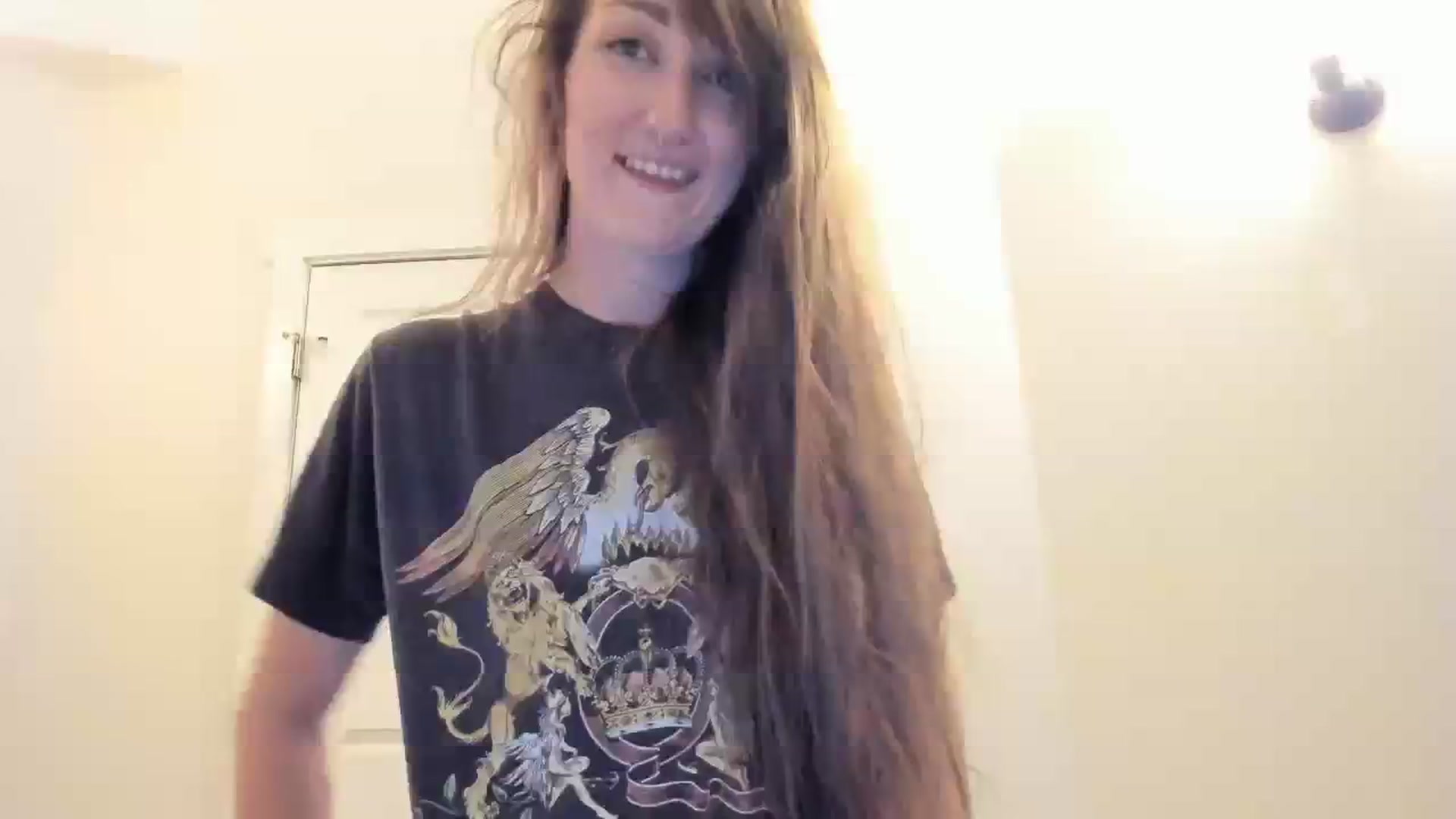 Gallery image thumbnail from Allybaby132's myfreecams stream on, 08/07/2023, 07:24 image 15 of 20