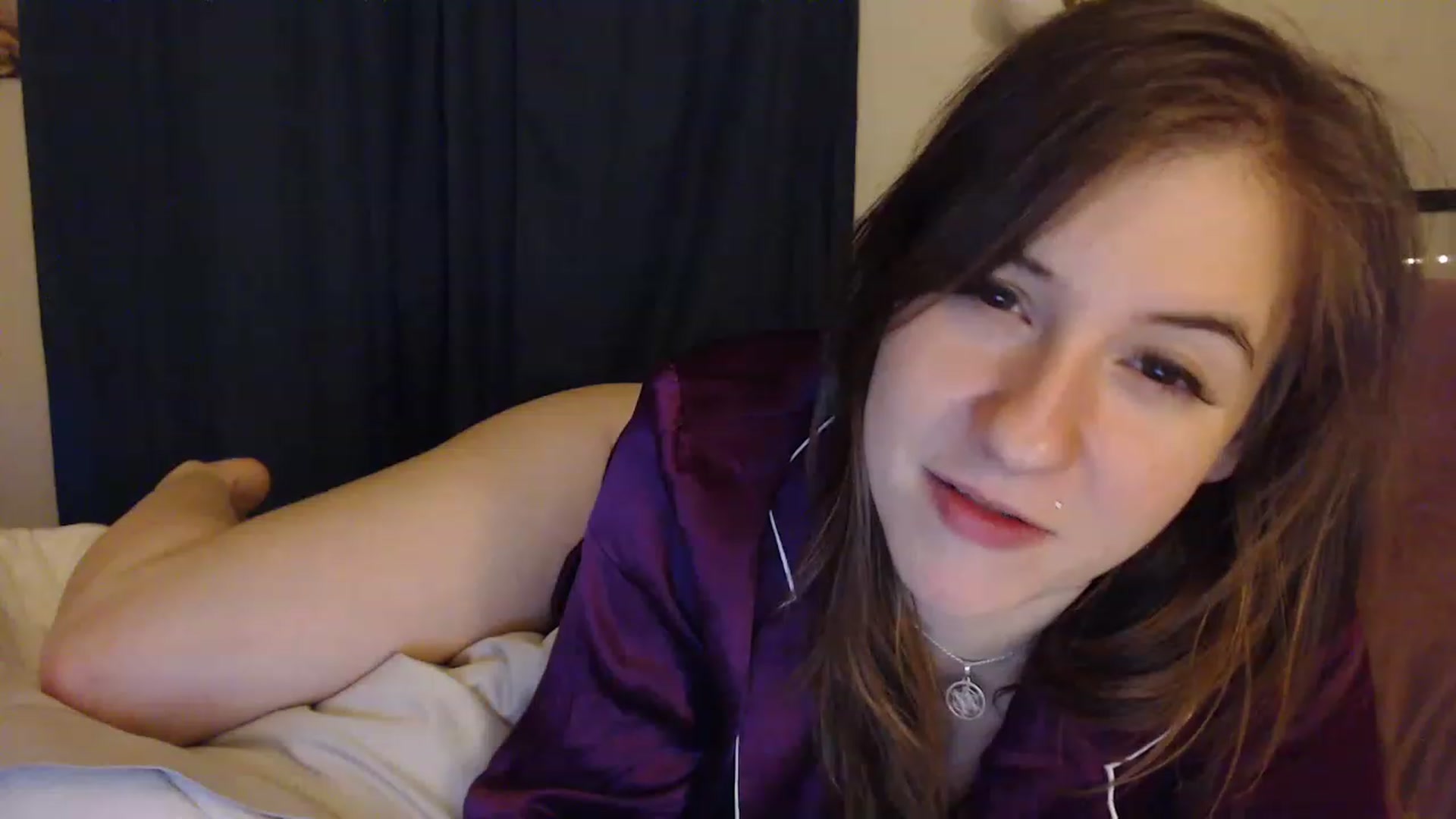 Gallery image thumbnail from AllysaAmour's myfreecams stream on, 01/29/2023, 07:47 image 16 of 20