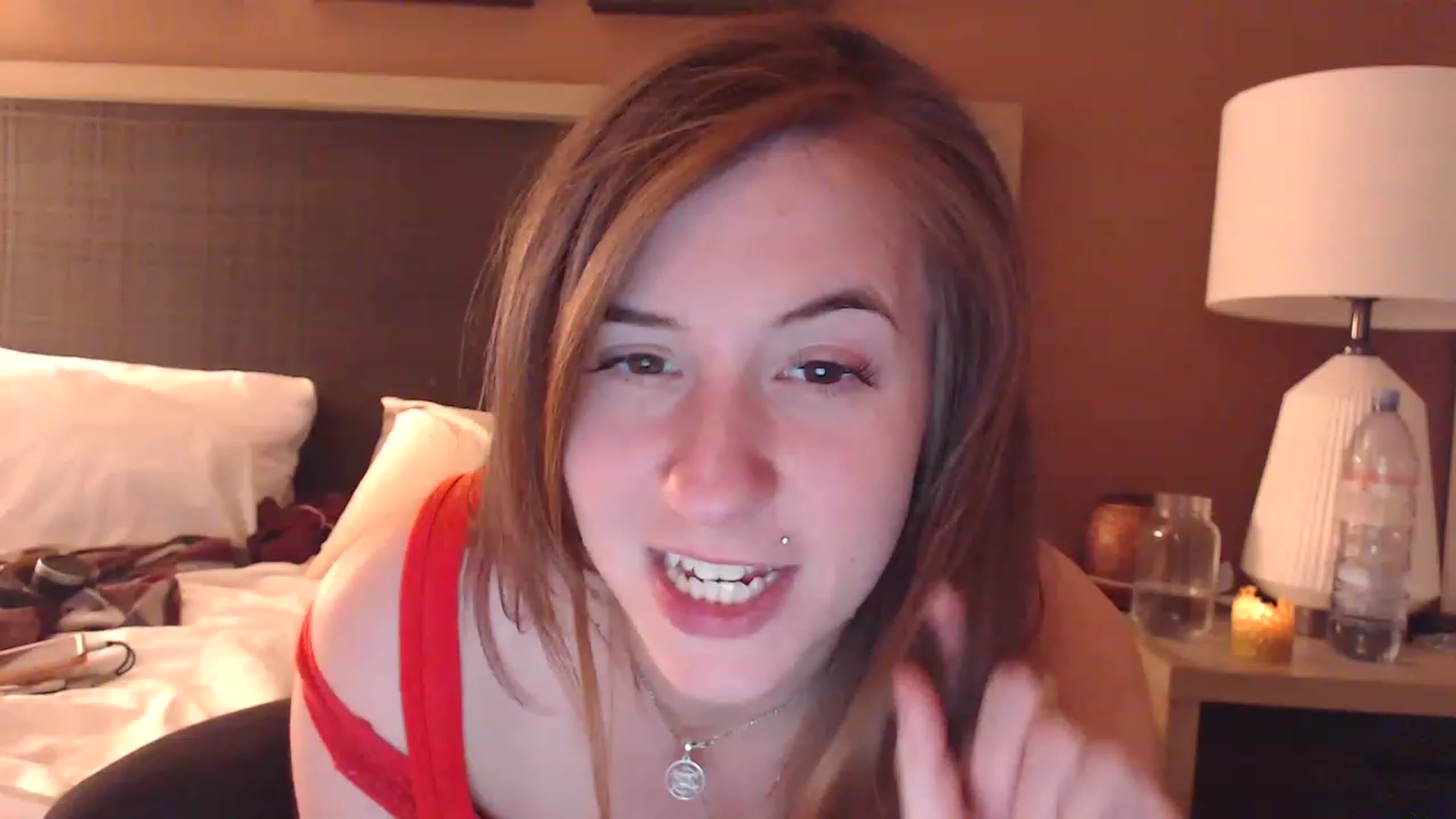 Gallery image thumbnail from AllysaAmour's myfreecams stream on, 03/15/2023, 03:15 image 17 of 20