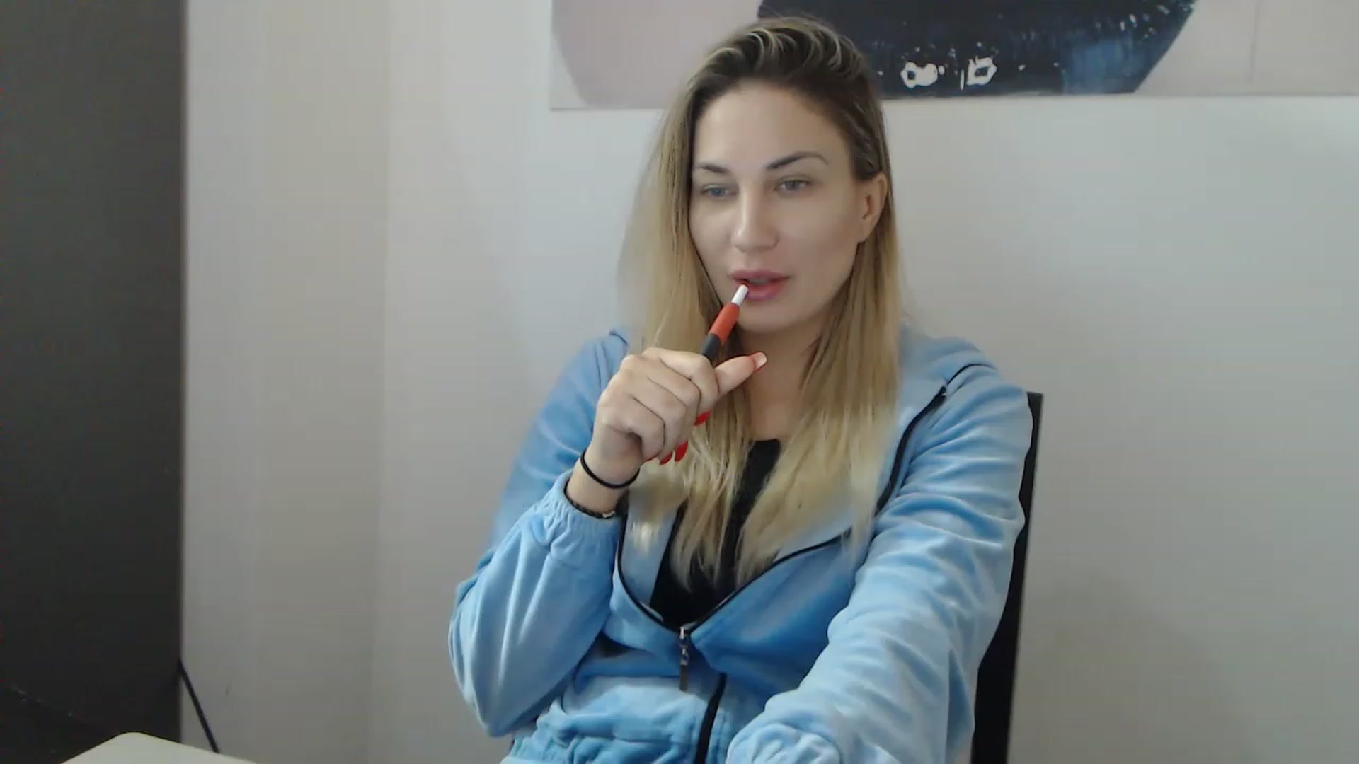 Gallery image thumbnail from AllysaHot's myfreecams stream on, 12/19/2022, 12:59 image 20 of 20