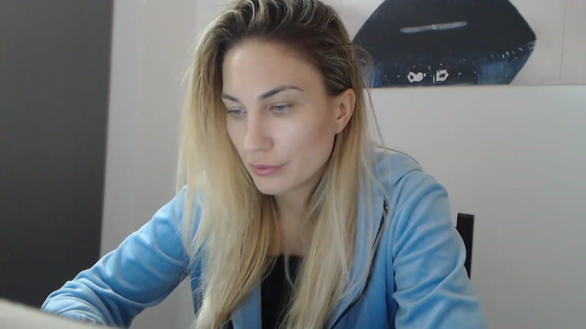 Gallery image thumbnail from AllysaHot's myfreecams stream on, 12/19/2022, 12:59 image 11 of 20