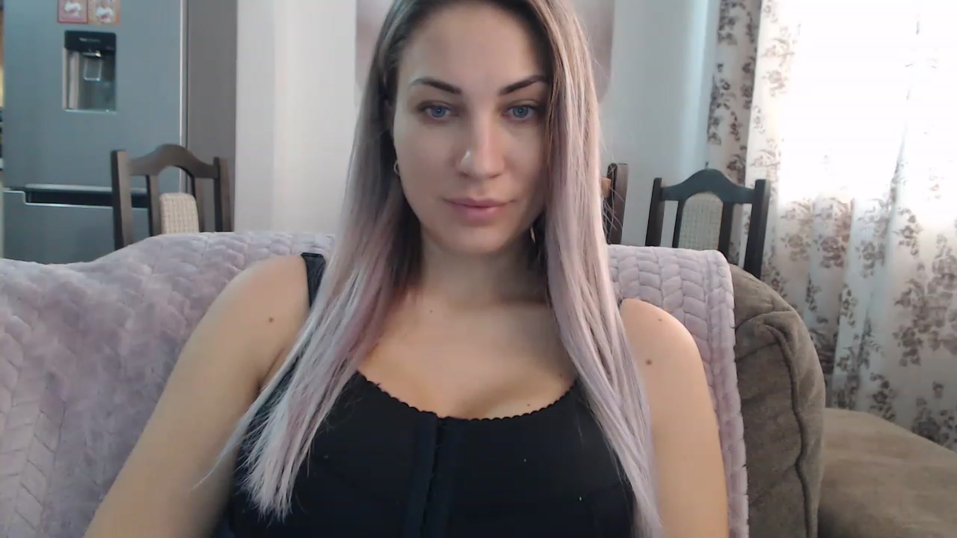 Gallery image thumbnail from AllysaHot's myfreecams stream on, 01/07/2023, 13:02 image 2 of 20