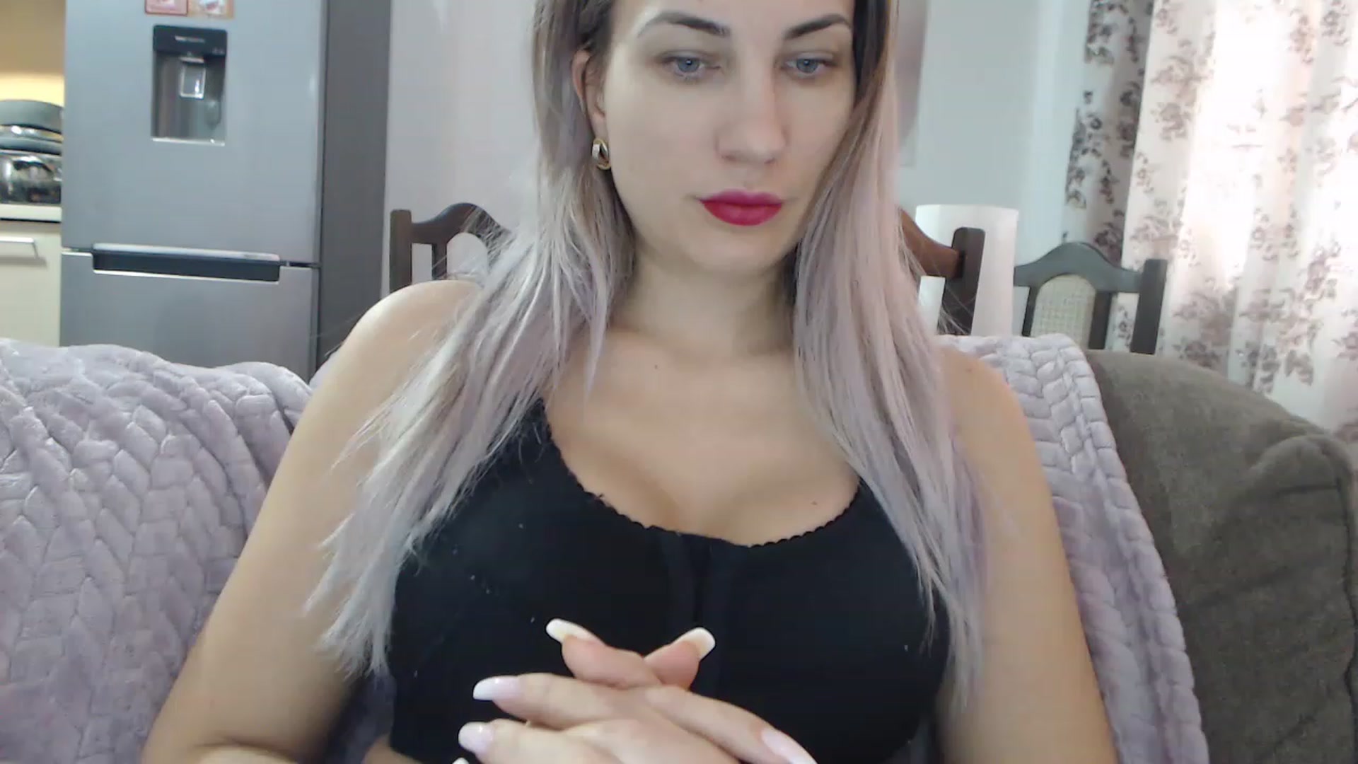 Gallery image thumbnail from AllysaHot's myfreecams stream on, 01/10/2023, 09:51 image 7 of 20