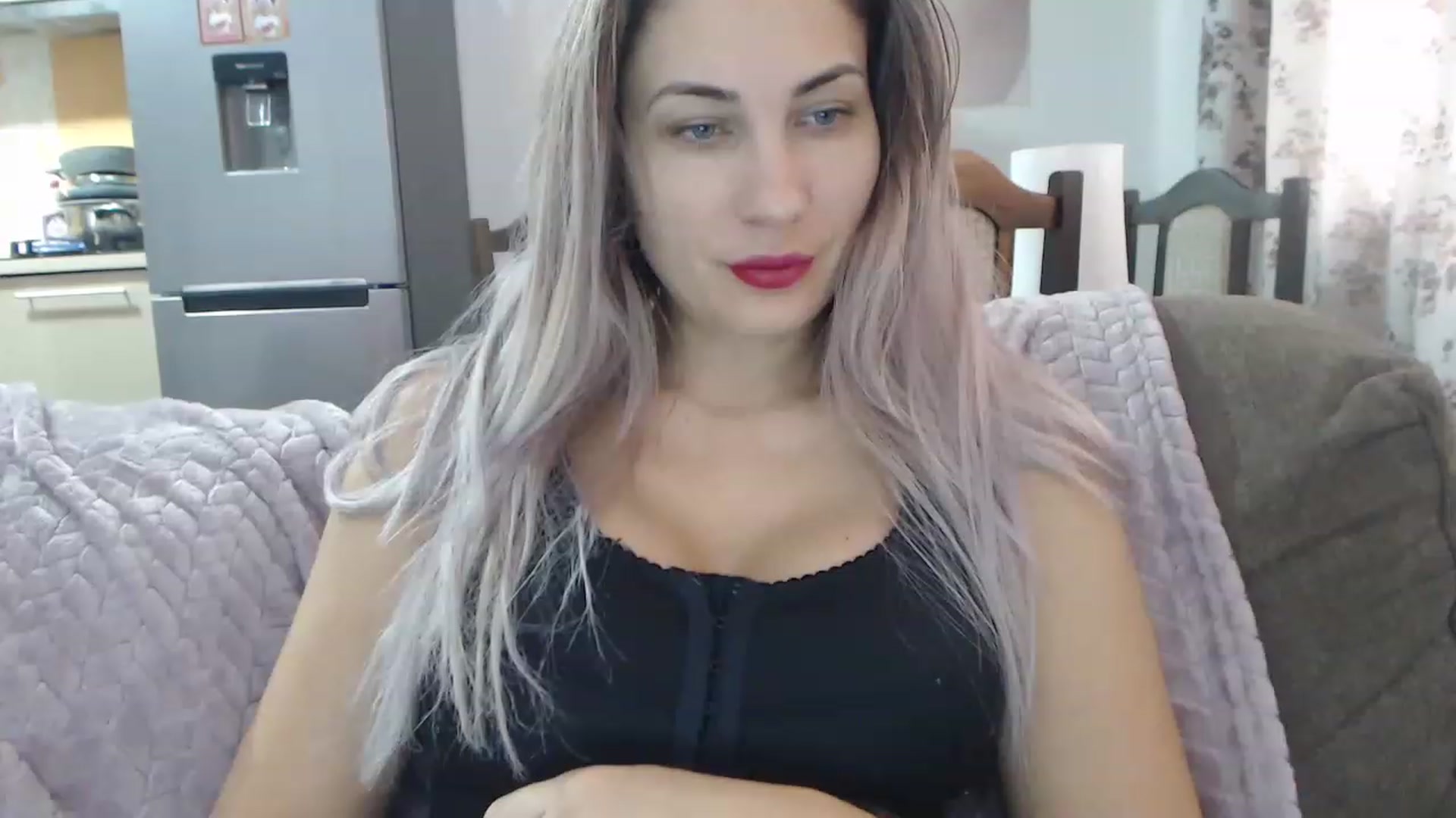 Gallery image thumbnail from AllysaHot's myfreecams stream on, 01/10/2023, 09:51 image 14 of 20