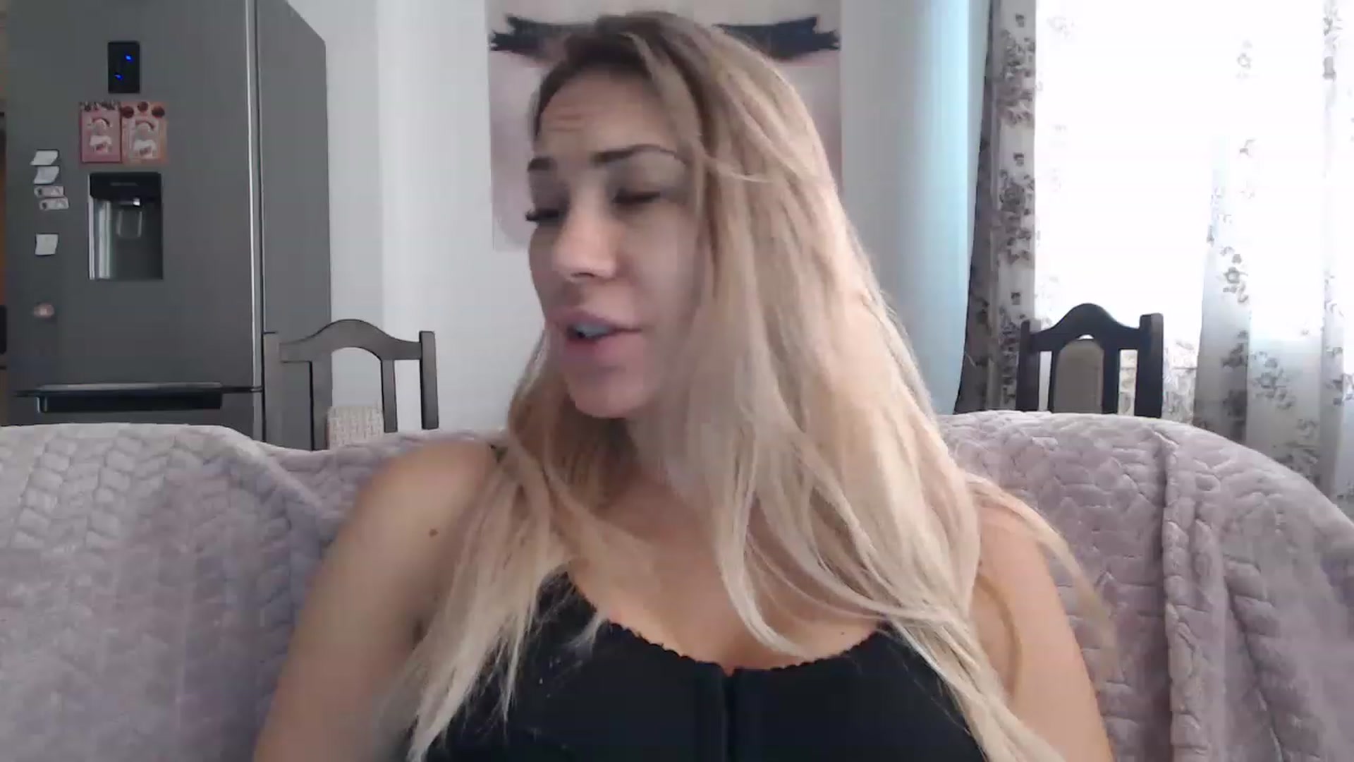 Gallery image thumbnail from AllysaHot's myfreecams stream on, 01/30/2023, 12:55 image 4 of 20