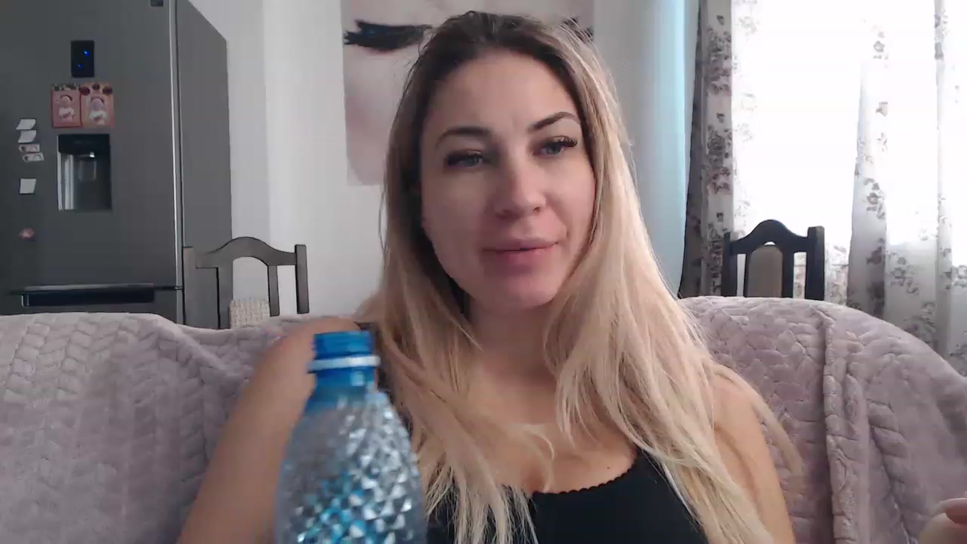 Gallery image thumbnail from AllysaHot's myfreecams stream on, 01/30/2023, 12:55 image 14 of 20