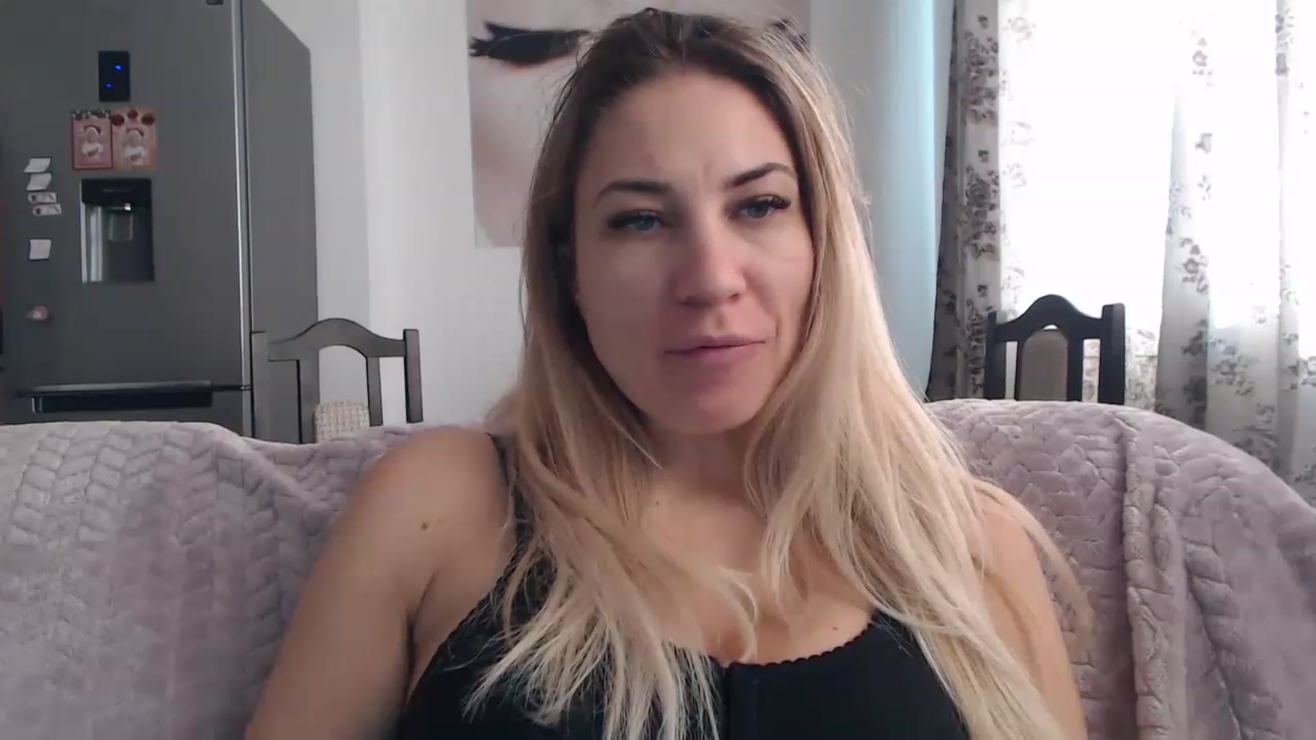 Gallery image thumbnail from AllysaHot's myfreecams stream on, 01/30/2023, 12:55 image 13 of 20