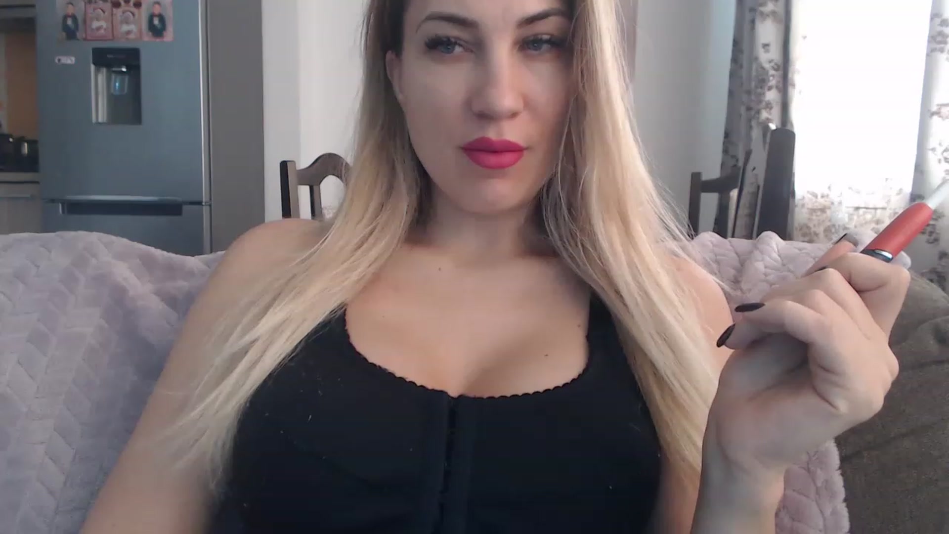 Gallery image thumbnail from AllysaHot's myfreecams stream on, 02/14/2023, 13:27 image 16 of 20