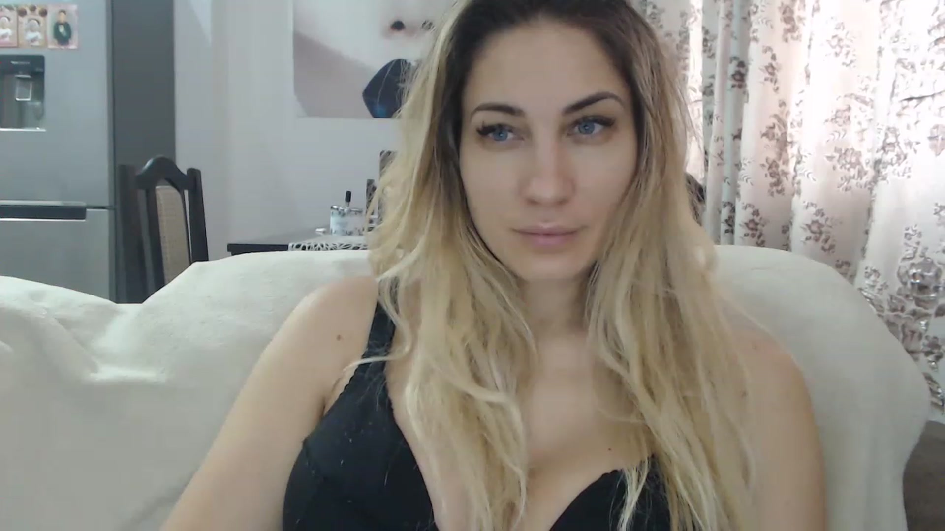 Gallery image thumbnail from AllysaHot's myfreecams stream on, 02/27/2023, 11:36 image 20 of 20