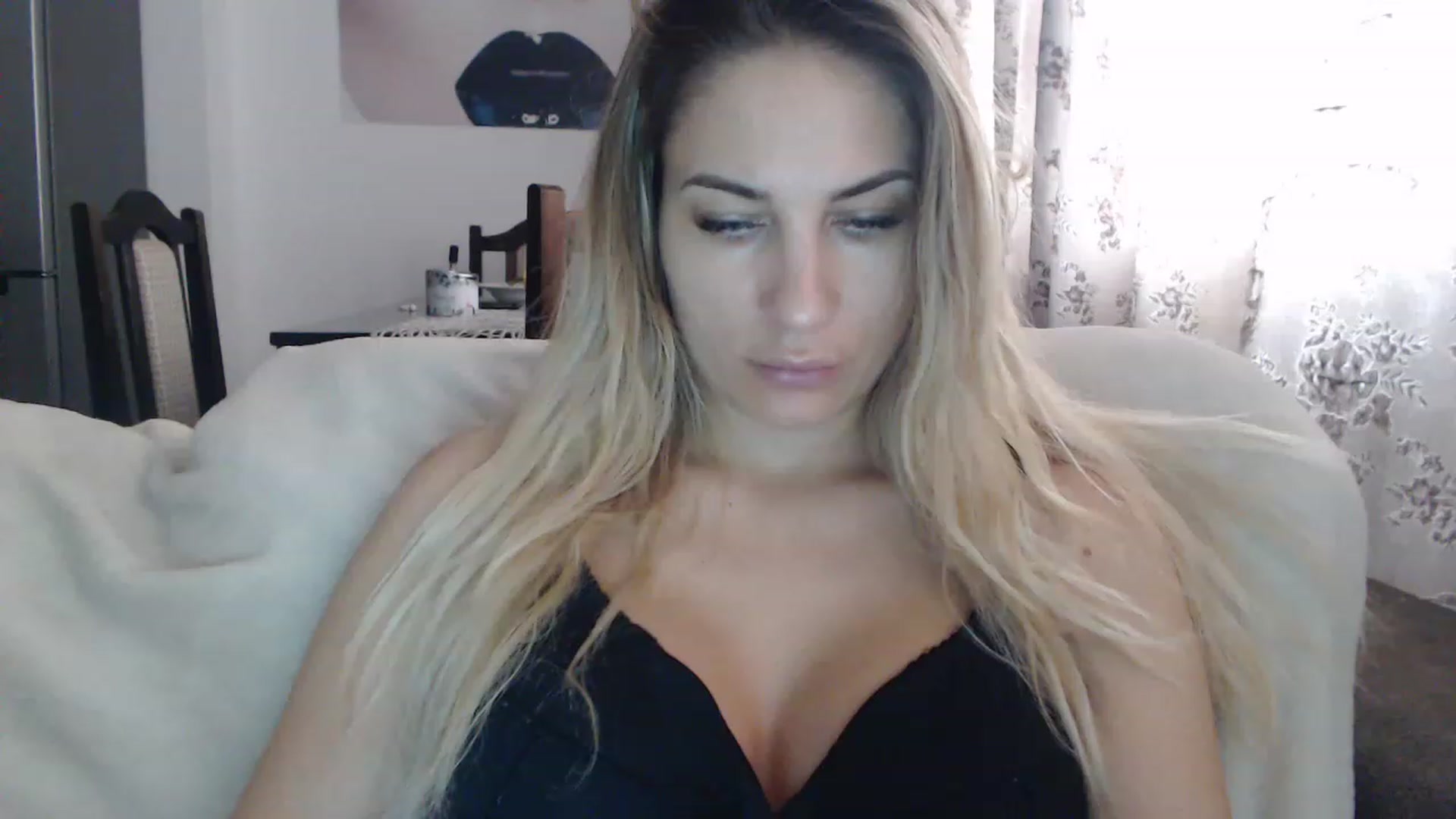 Gallery image thumbnail from AllysaHot's myfreecams stream on, 02/27/2023, 12:51 image 9 of 20
