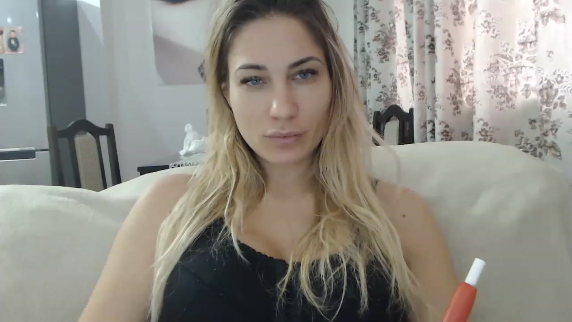 Gallery image thumbnail from AllysaHot's myfreecams stream on, 02/28/2023, 13:04 image 19 of 20