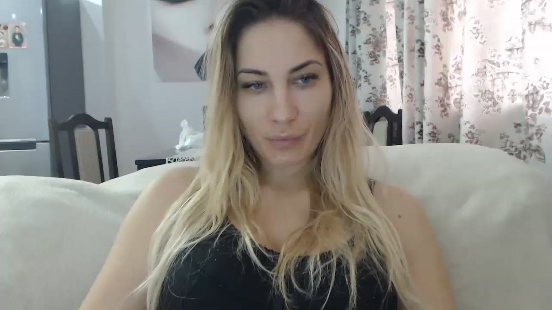 Gallery image thumbnail from AllysaHot's myfreecams stream on, 02/28/2023, 13:04 image 16 of 20