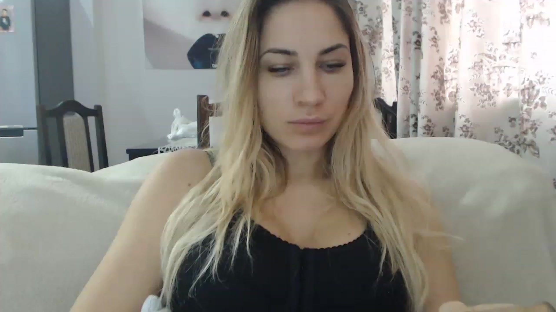 Gallery image thumbnail from AllysaHot's myfreecams stream on, 02/28/2023, 13:04 image 9 of 20