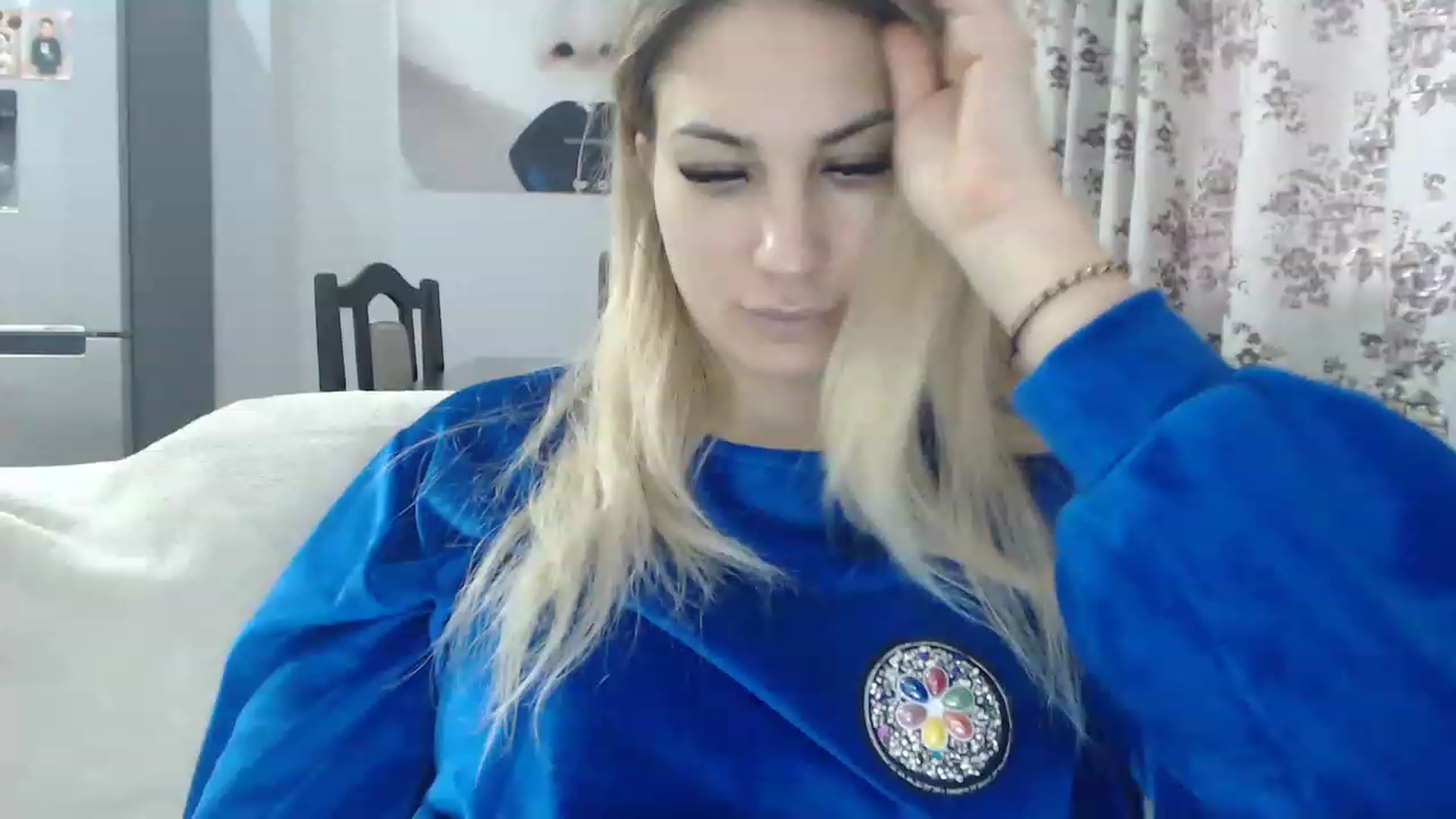 Gallery image thumbnail from AllysaHot's myfreecams stream on, 03/02/2023, 15:52 image 6 of 20