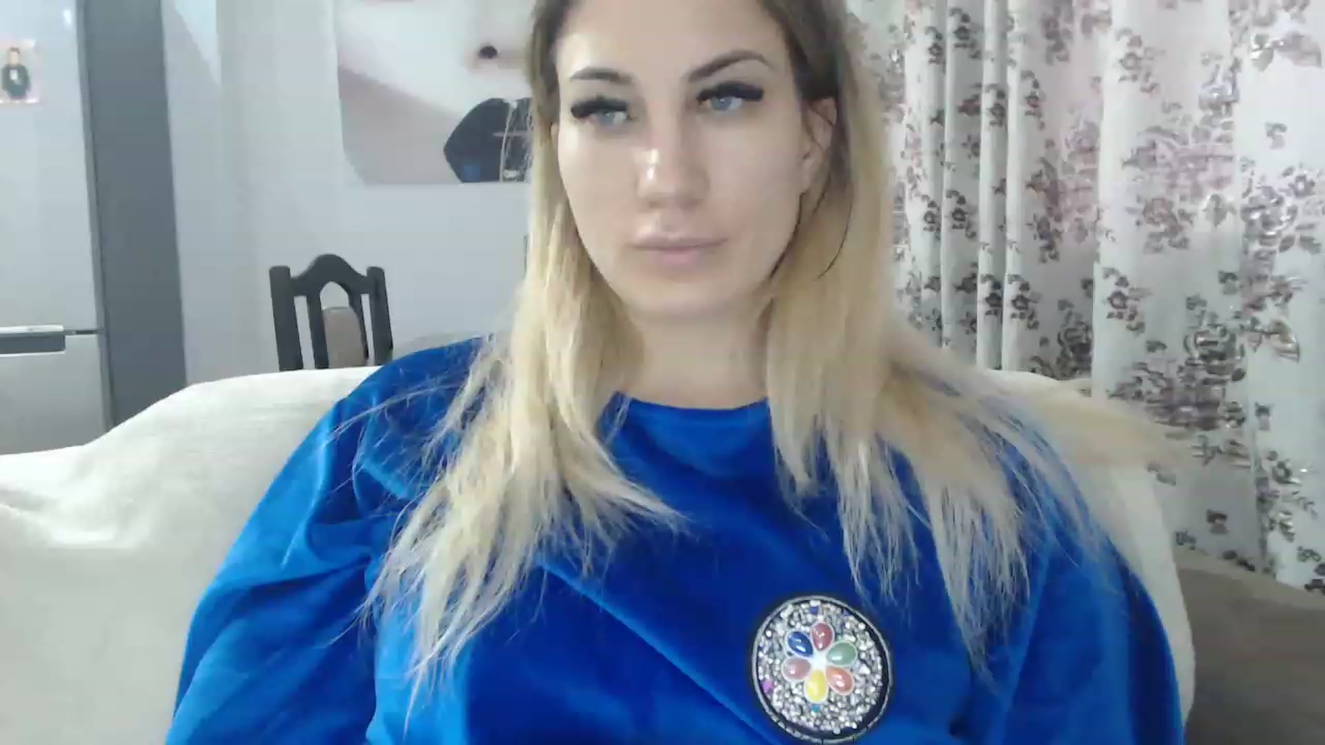 Gallery image thumbnail from AllysaHot's myfreecams stream on, 03/02/2023, 15:52 image 9 of 20