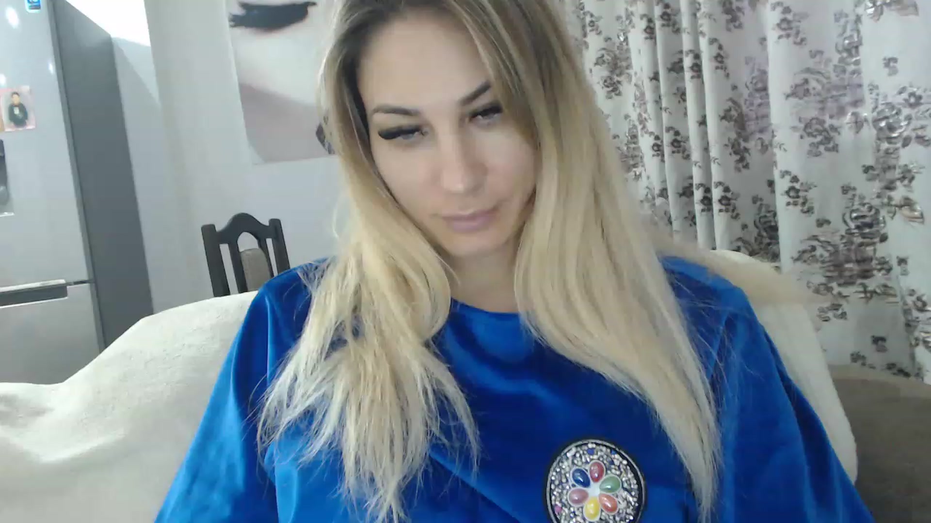 Gallery image thumbnail from AllysaHot's myfreecams stream on, 03/02/2023, 15:52 image 17 of 20