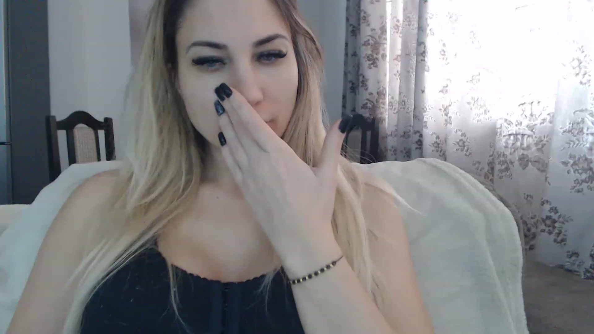 Gallery image thumbnail from AllysaHot's myfreecams stream on, 03/06/2023, 14:11 image 2 of 20