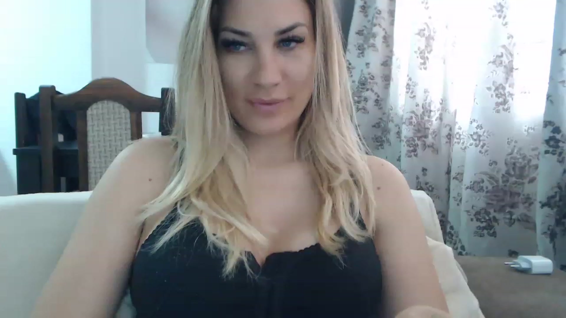 Gallery image thumbnail from AllysaHot's myfreecams stream on, 06/12/2023, 10:11 image 9 of 20