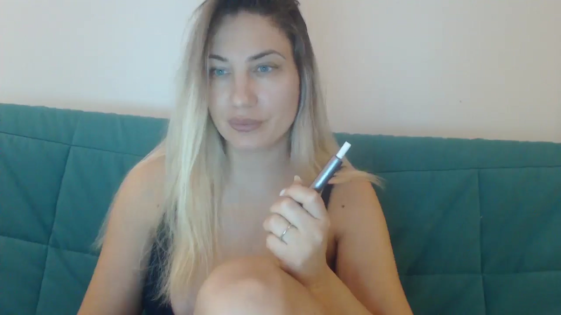 Gallery image thumbnail from AllysaHot's myfreecams stream on, 02/03/2025, 10:58 image 4 of 20