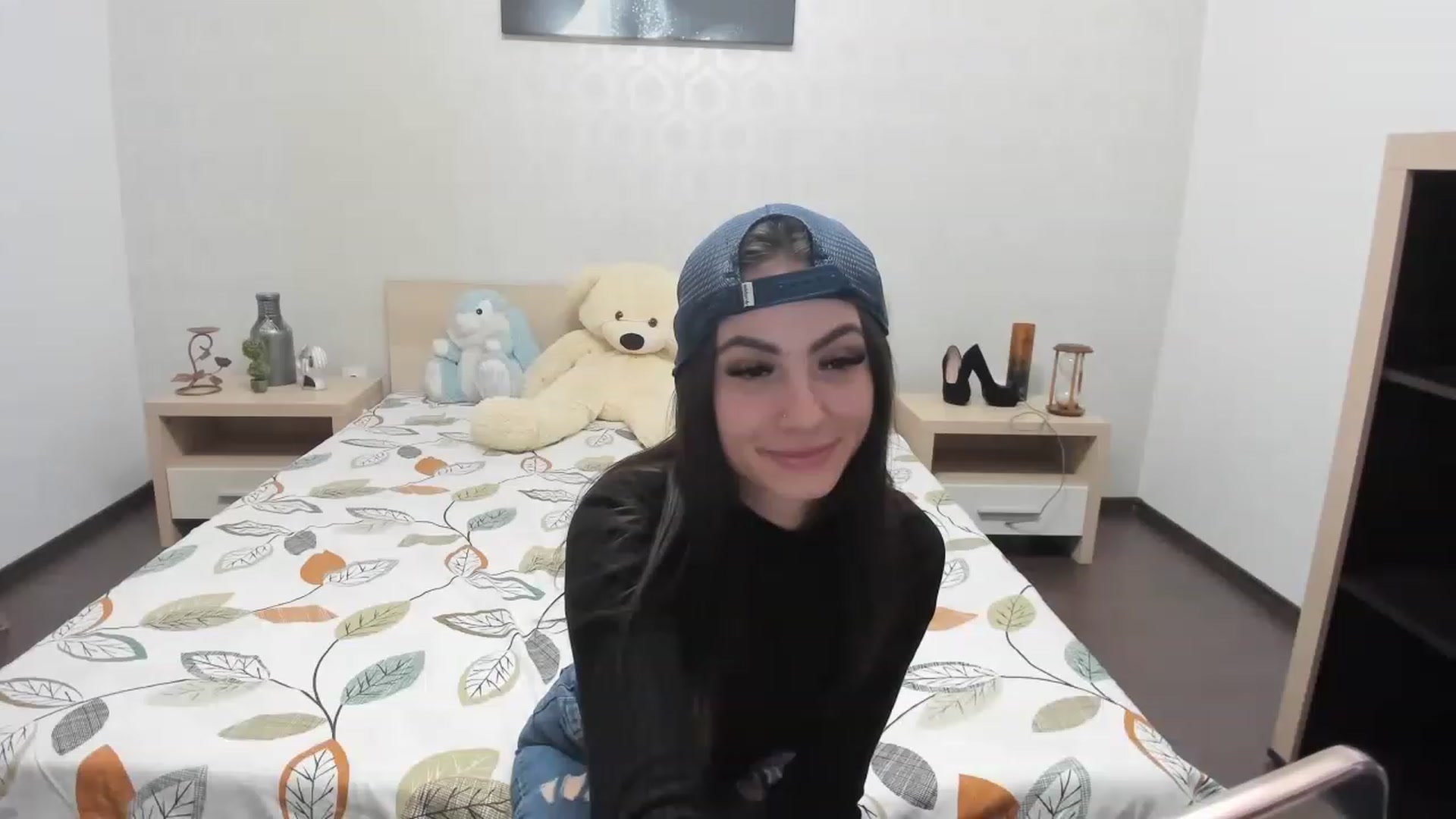 Gallery image thumbnail from AllysaStar's myfreecams stream on, 11/15/2022, 20:01 image 13 of 20