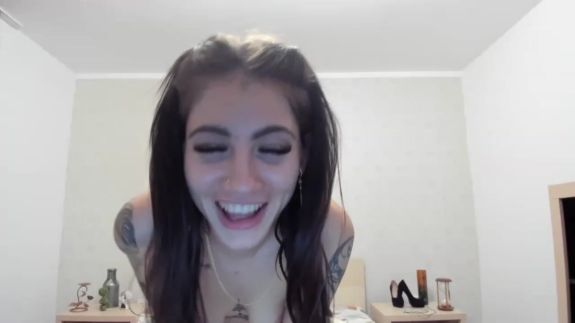 Gallery image thumbnail from AllysaStar's myfreecams stream on, 11/16/2022, 07:46 image 17 of 20