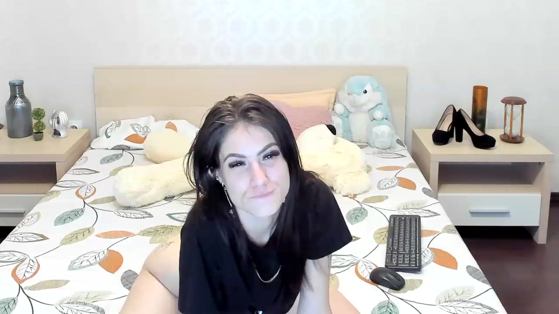 Gallery image thumbnail from AllysaStar's myfreecams stream on, 11/21/2022, 24:39 image 12 of 20
