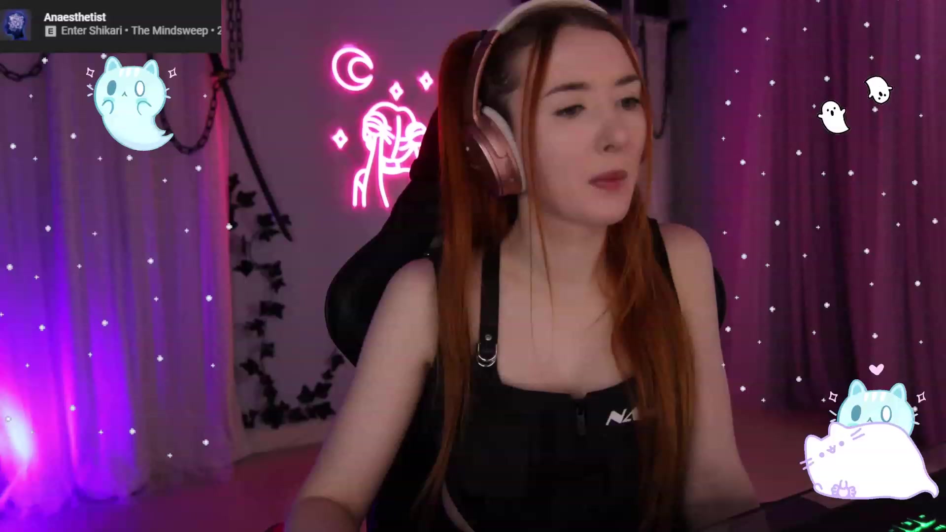Gallery image thumbnail from AllyxKitty's myfreecams stream on, 04/16/2023, 14:44 image 7 of 20