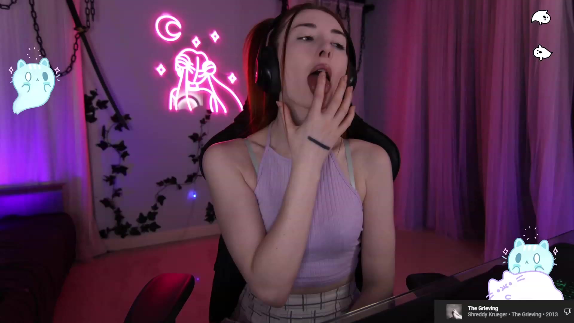 Gallery image thumbnail from AllyxKitty's myfreecams stream on, 08/27/2023, 13:00 image 8 of 20