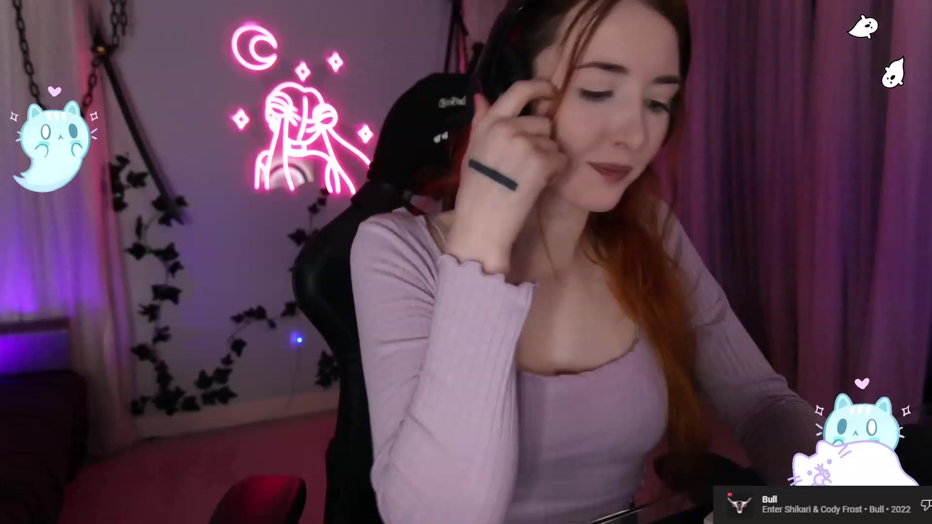Gallery image thumbnail from AllyxKitty's myfreecams stream on, 09/03/2023, 12:30 image 9 of 20