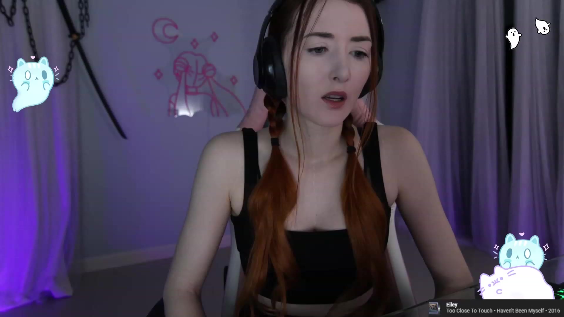 Gallery image thumbnail from AllyxKitty's myfreecams stream on, 09/23/2023, 13:42 image 3 of 20