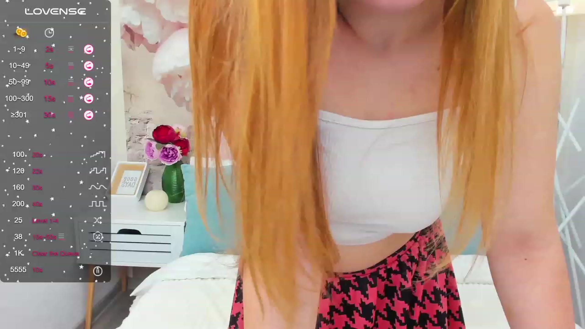 Gallery image thumbnail from AlmaGrace's myfreecams stream on, 10/08/2023, 22:08 image 11 of 20