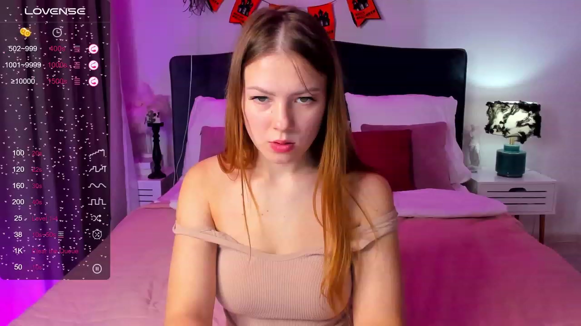 Gallery image thumbnail from AlmaGrace's myfreecams stream on, 10/25/2023, 21:57 image 3 of 20