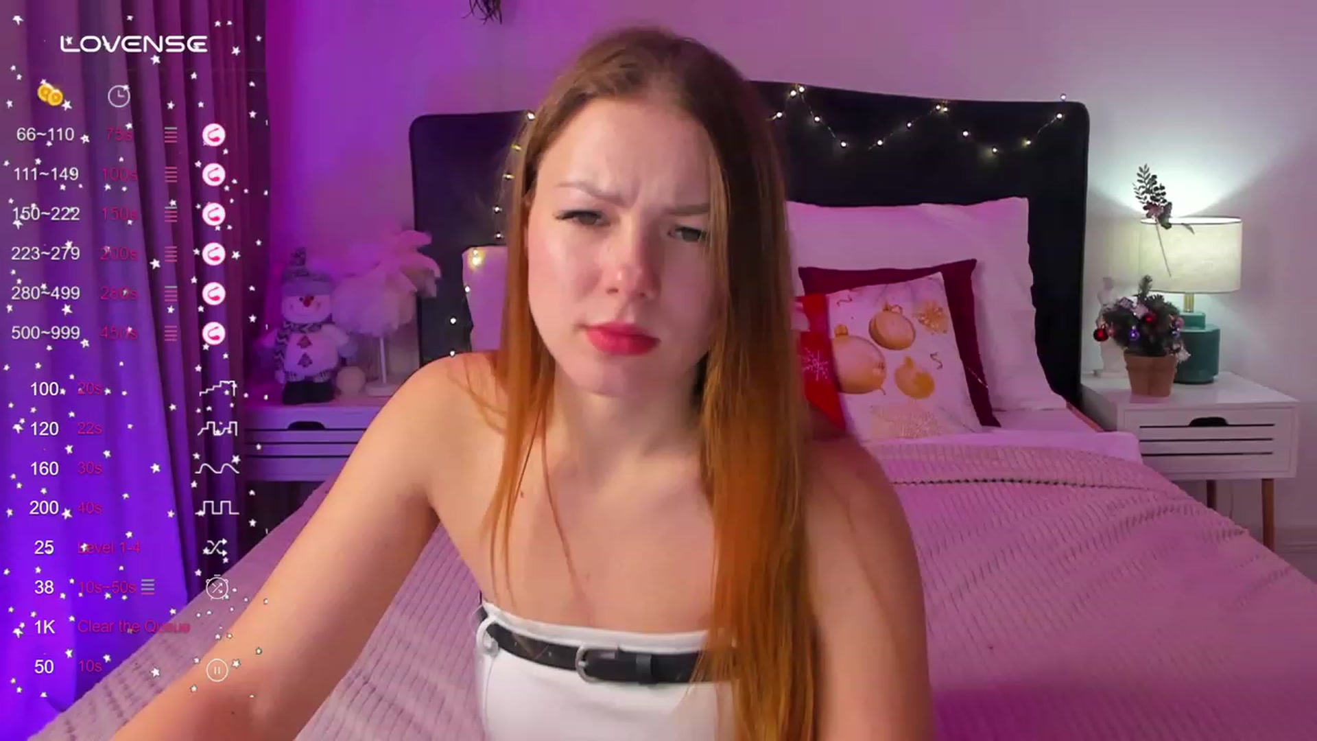 Gallery image thumbnail from AlmaGrace's myfreecams stream on, 12/16/2023, 22:08 image 6 of 20