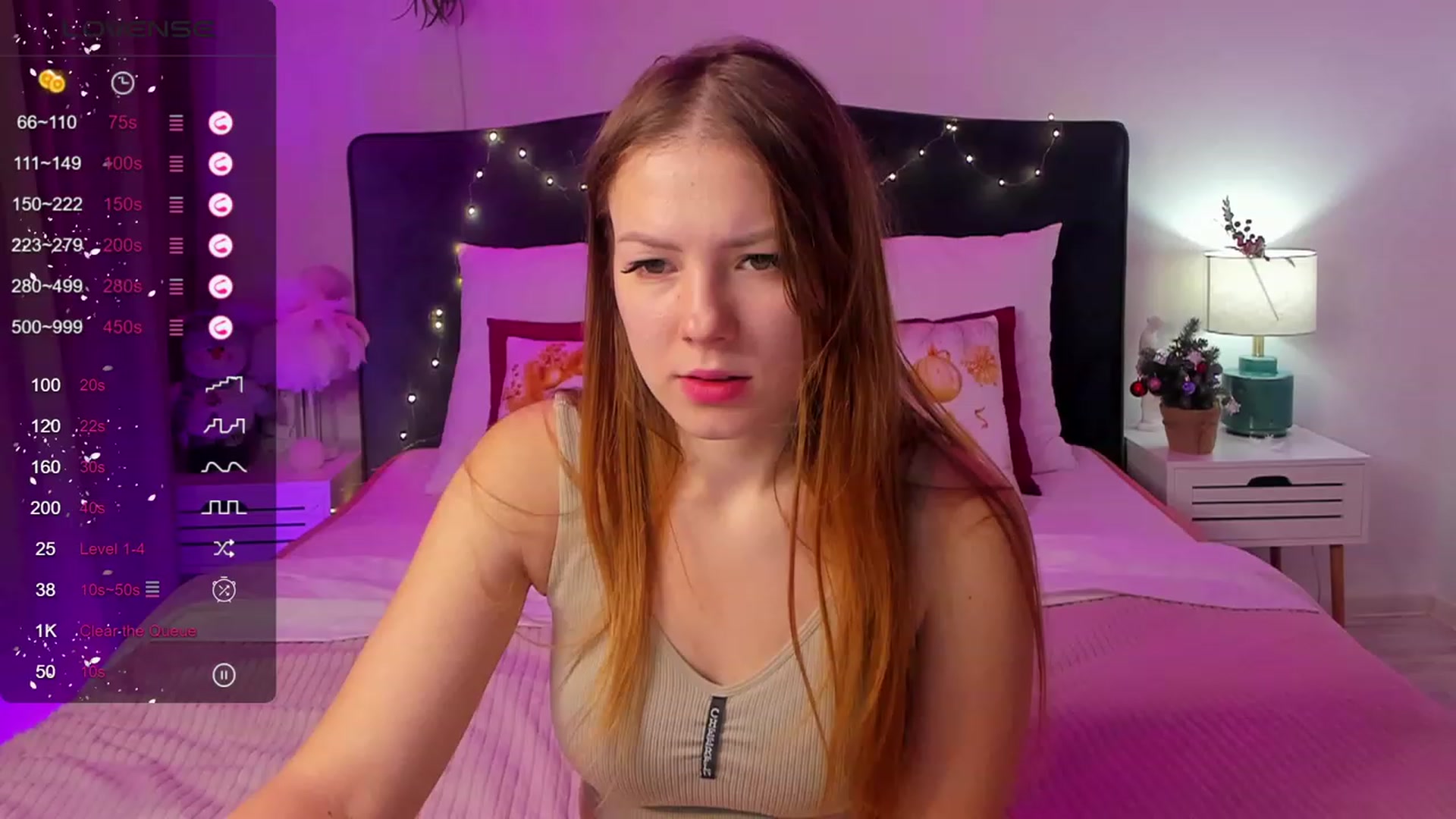 Gallery image thumbnail from AlmaGrace's myfreecams stream on, 12/24/2023, 01:36 image 5 of 20