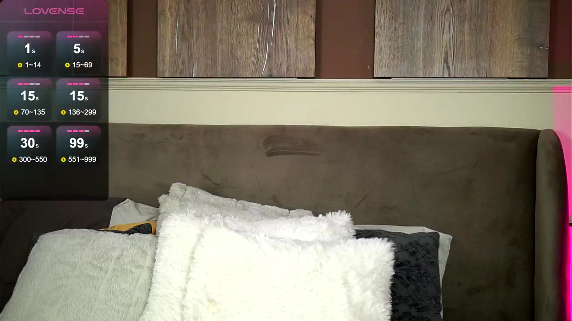 Gallery image thumbnail from Alma_Luv's myfreecams stream on, 05/19/2024, 12:45 image 12 of 20