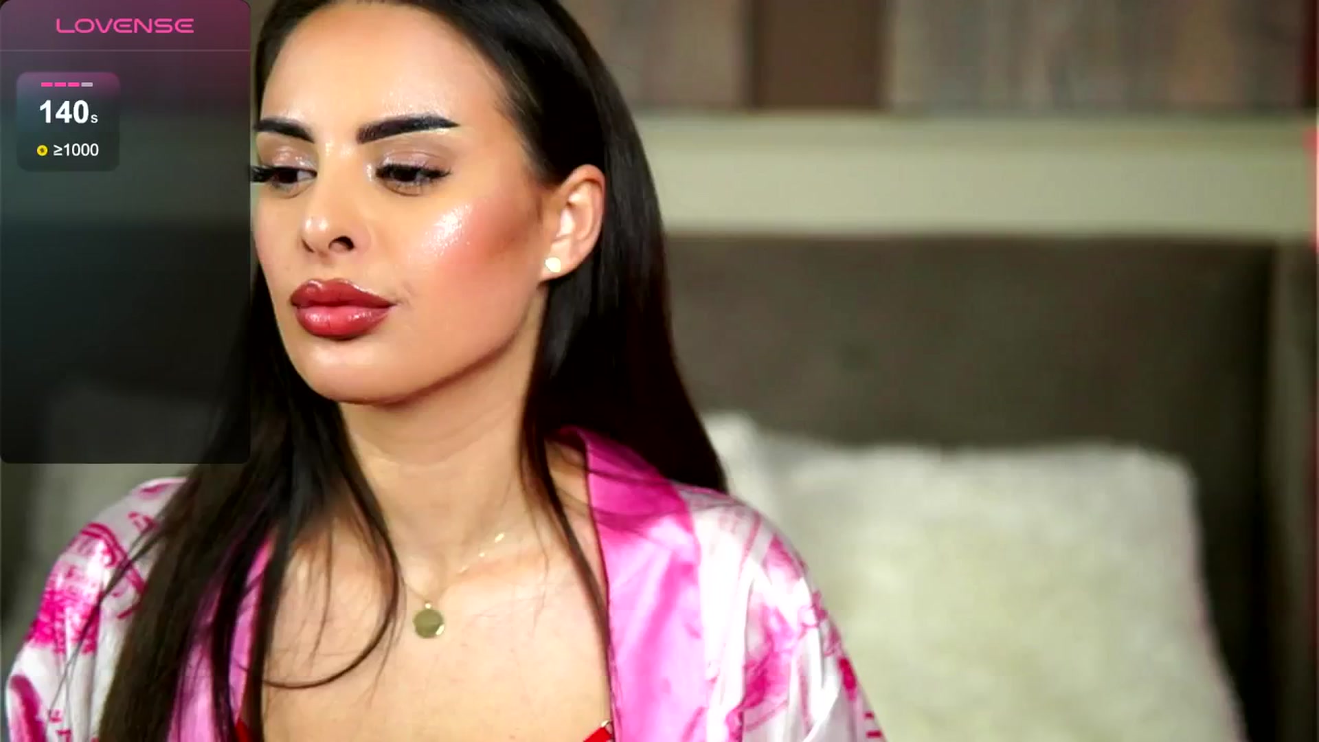 Gallery image thumbnail from Alma_Luv's myfreecams stream on, 06/23/2024, 12:35 image 1 of 20