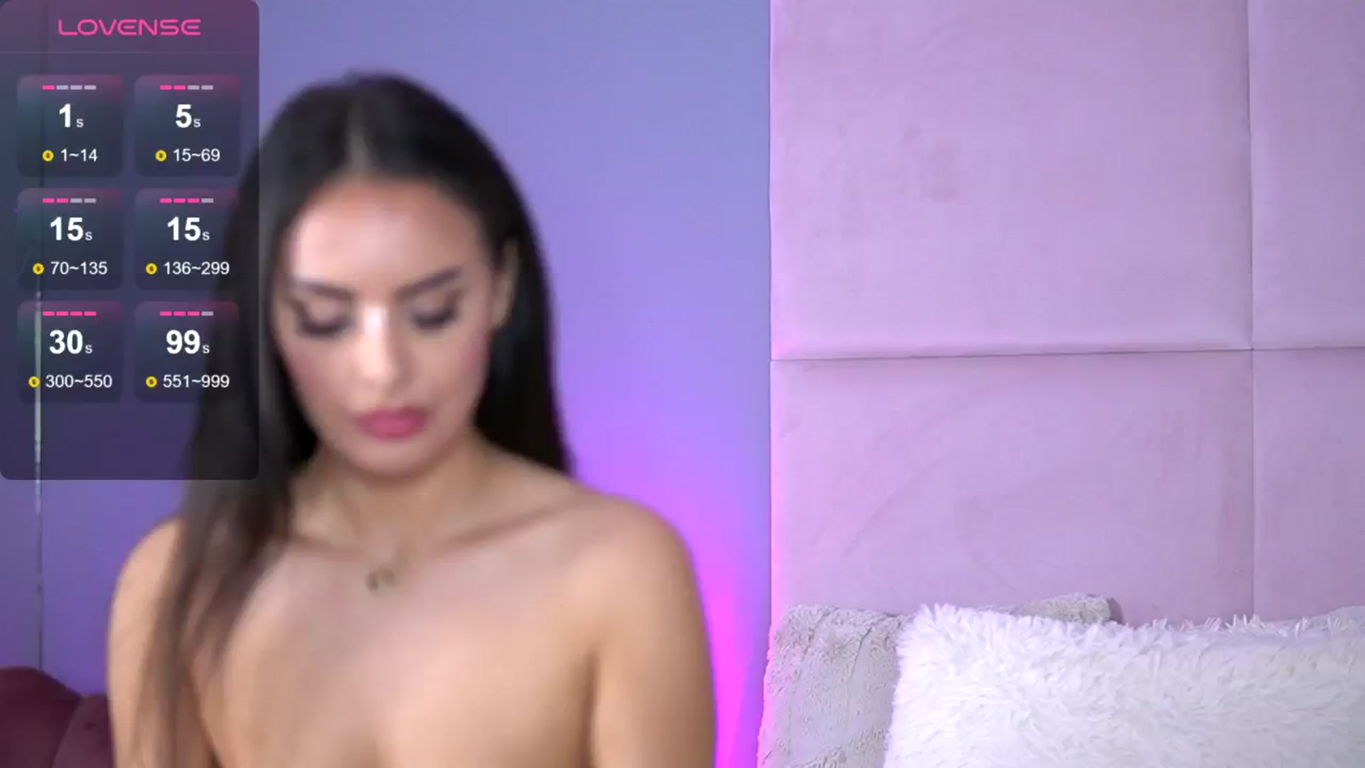 Gallery image thumbnail from Alma_Luv's myfreecams stream on, 08/06/2024, 13:10 image 16 of 20