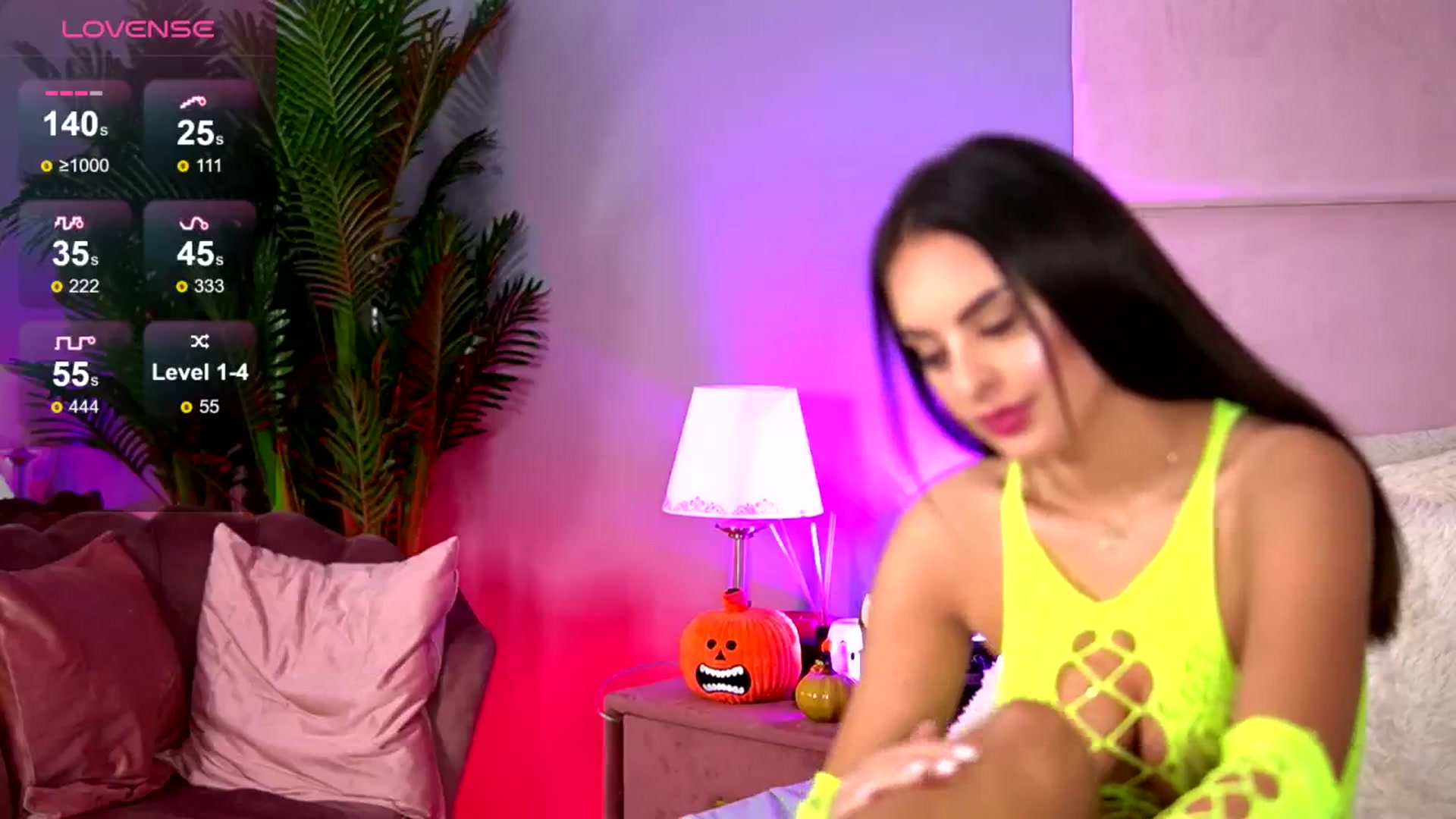 Gallery image thumbnail from Alma_Luv's myfreecams stream on, 11/05/2024, 07:37 image 9 of 20