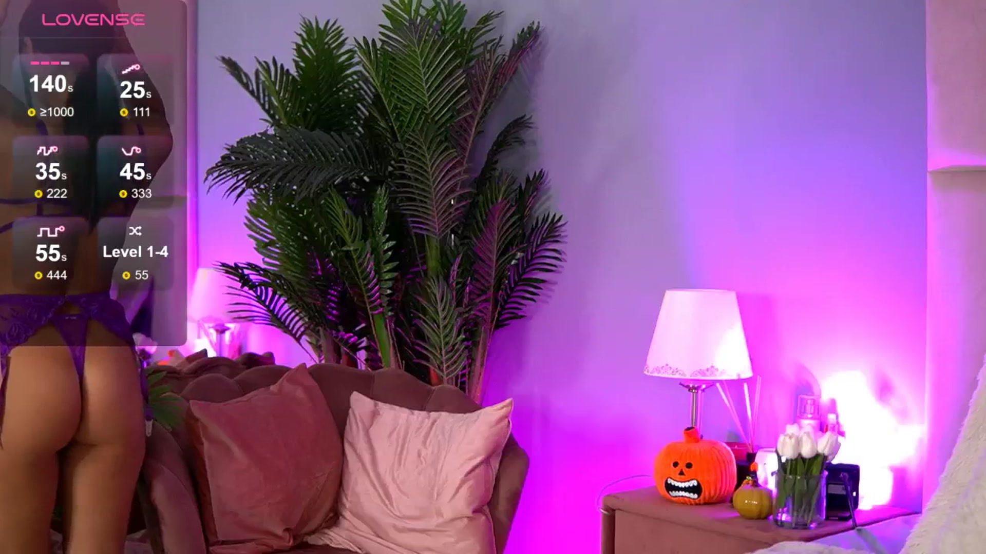 Gallery image thumbnail from Alma_Luv's myfreecams stream on, 11/21/2024, 09:01 image 4 of 20