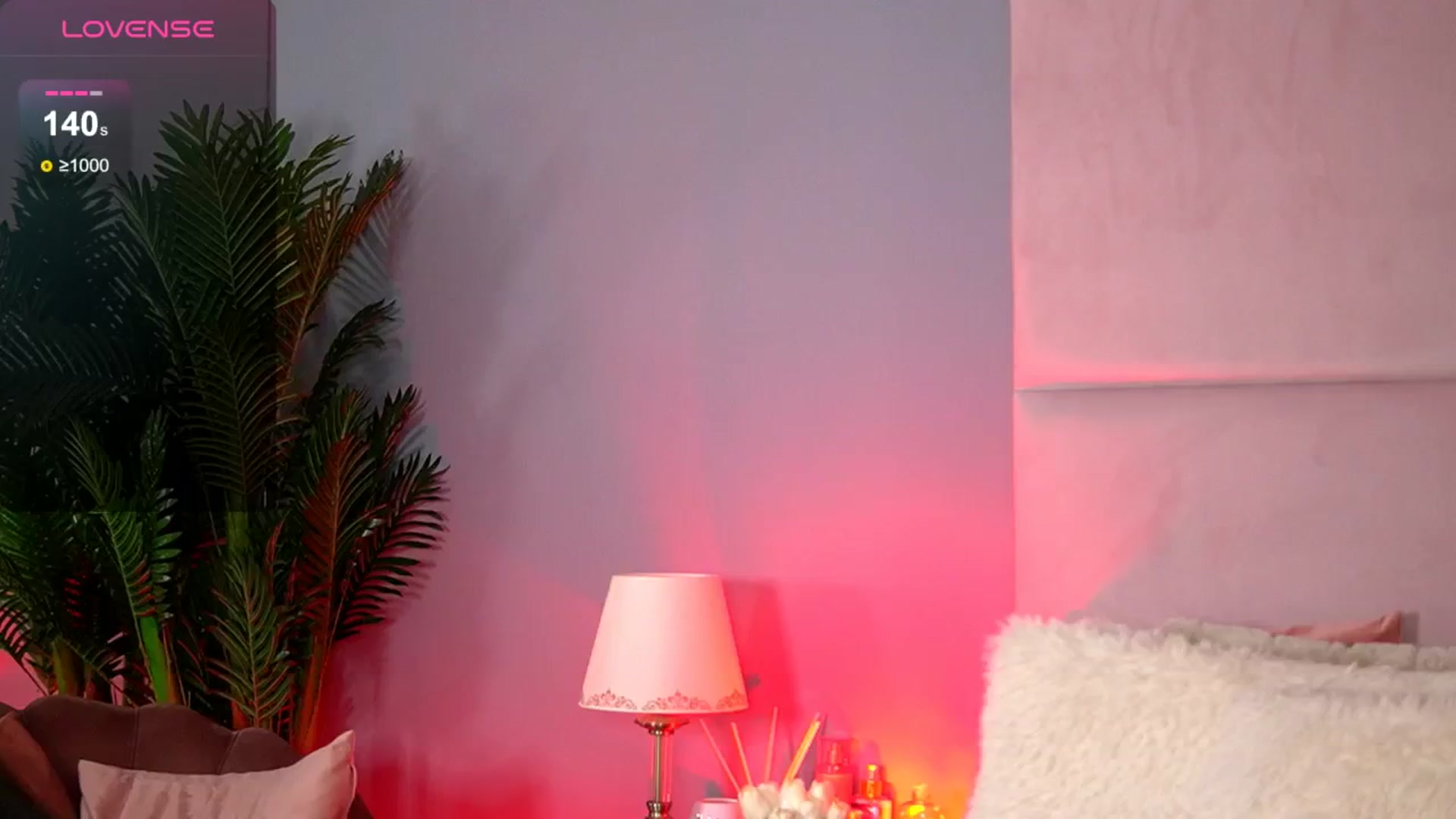 Gallery image thumbnail from Alma_Luv's myfreecams stream on, 12/23/2024, 13:09 image 3 of 20