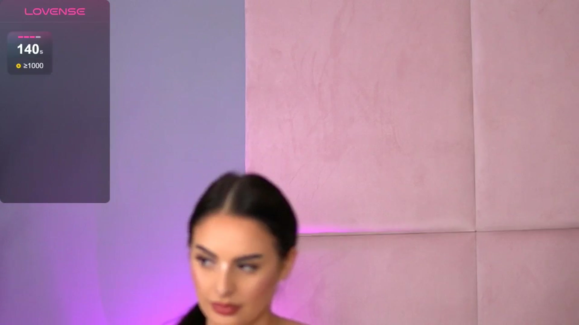 Gallery image thumbnail from Alma_Luv's myfreecams stream on, 01/06/2025, 13:37 image 9 of 20
